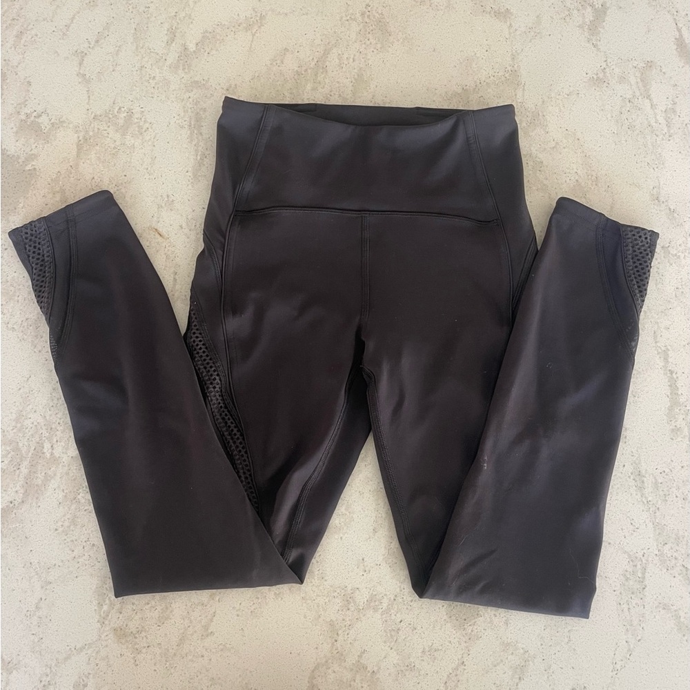 Lululemon Black Wunder Under 25’ Leggings